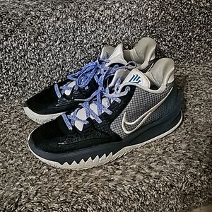LAST CHANCE Nike Kyrie Irving Shoes